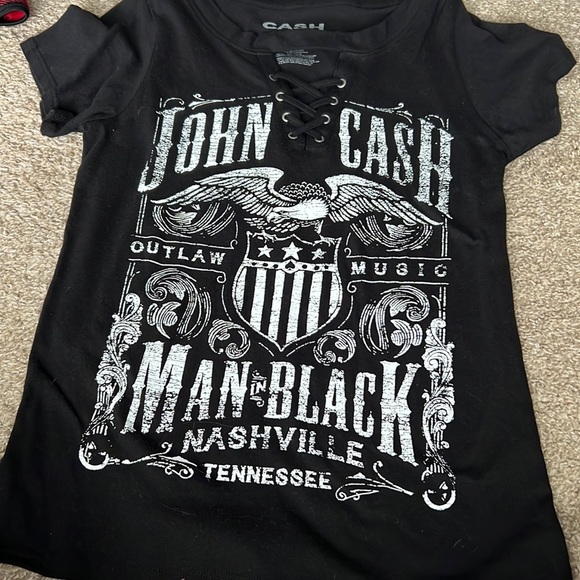 Tops - Johnny Cash Top
